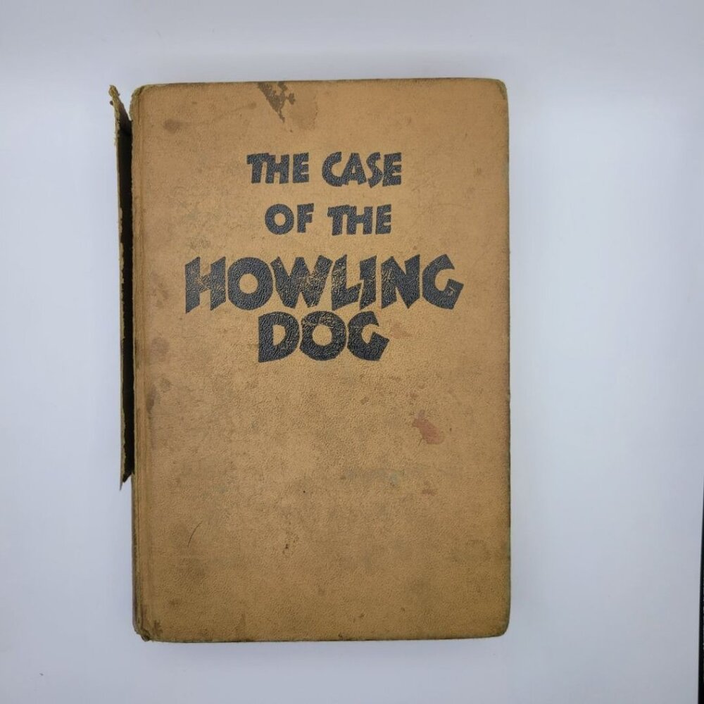 The Case Howling Dog‎ Book 1934 Erle Stanley Gardner 1946 Hardcover Triangle